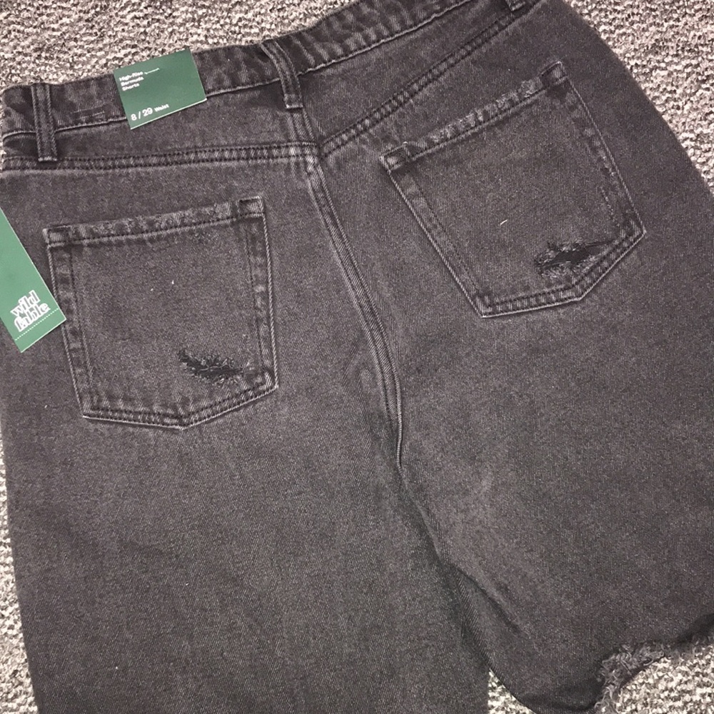 WILD FABLE High Rise Bermuda Shorts Size 8 | NWT! - Picture 4 of 6